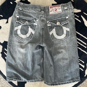 True religion shorts🔥